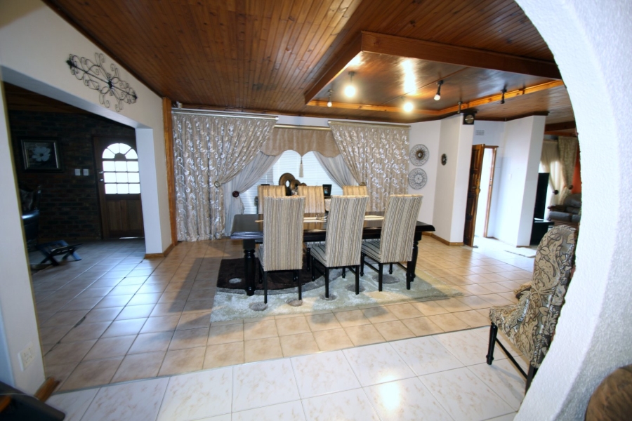 4 Bedroom Property for Sale in Riebeeckstad Free State